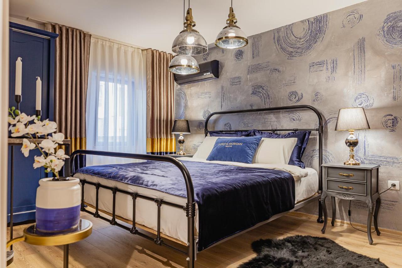 King Suite with Balcony